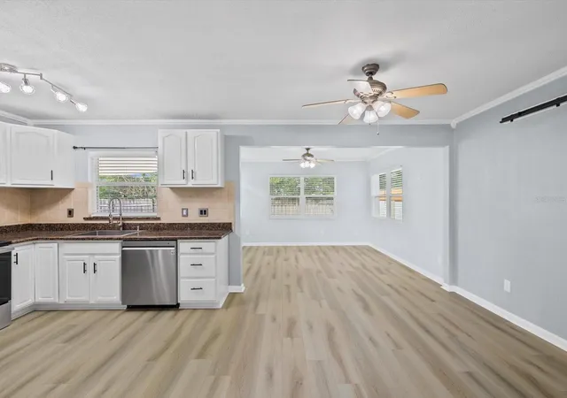 Photo 4 of Single family home for sale at 1168 Keene Rd, Dunedin, FL 34698 | MLS# TB8549320 | Listing updated on 2026-10-13