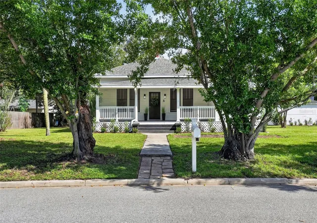 Single family home for sale at 770 E Lemon St, BARTOW, FL 33830 | MLS# B4902379