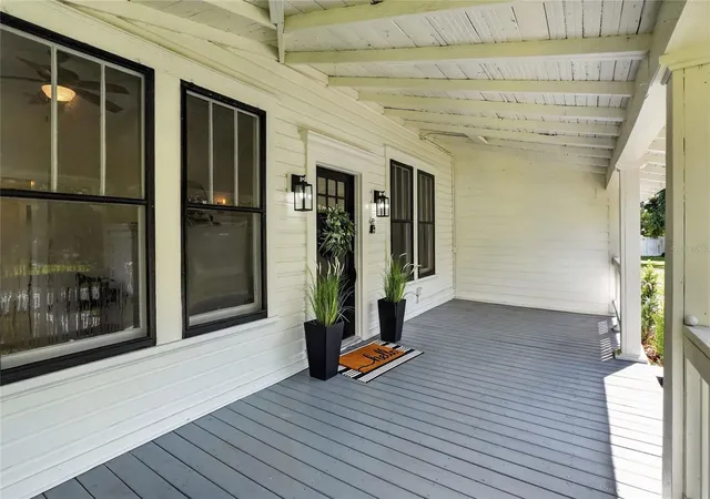 Photo 4 of Single family home for sale at 770 E Lemon St, Bartow, FL 33830 | MLS# B4902379 | Listing updated on 2026-09-19
