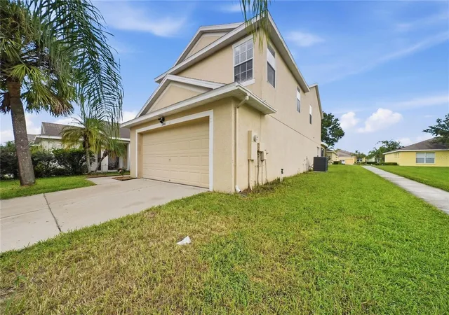 Photo 2 of Single family home for sale at 11441 Crestlake Village, Riverview, FL 33569 | MLS# O6442510 | Listing updated on 2026-10-04