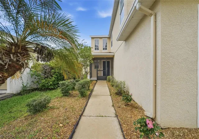 Photo 3 of Single family home for sale at 11441 Crestlake Village, Riverview, FL 33569 | MLS# O6442510 | Listing updated on 2026-10-04
