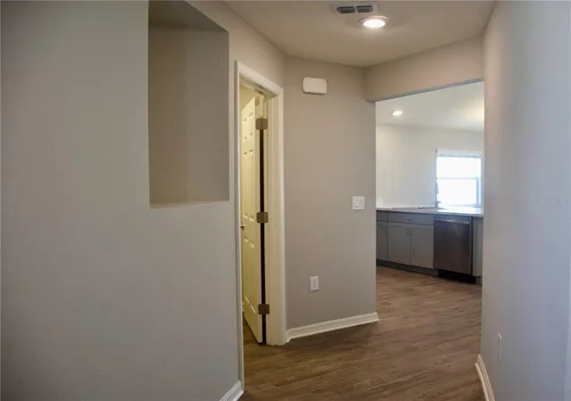 Photo 4 of Single family home for sale at 372 Cascara Ln, Auburndale, FL 33823 | MLS# L4965120 | Listing updated on 2026-10-10