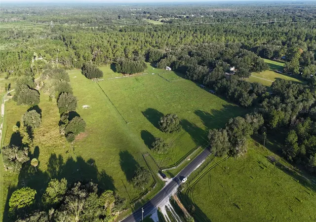 Photo 2 of Single family home for sale at 22510 Ne 130th Court Rd, Fort Mc Coy, FL 32134 | MLS# OM732398 | Listing updated on 2026-09-17