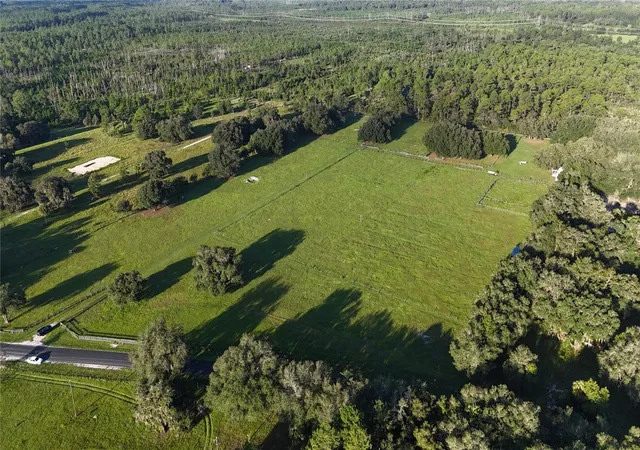 Photo 3 of Single family home for sale at 22510 Ne 130th Court Rd, Fort Mc Coy, FL 32134 | MLS# OM732398 | Listing updated on 2026-09-17