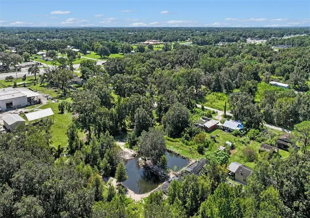 Photo 1 of Single family home for sale at 1329 W Oak Dr, Lakeland, FL 33810 | MLS# TB8549330 | Listing updated on 2026-10-29