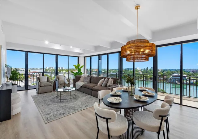 Photo 3 of Condo for sale at 7600 Bayshore Dr #606, Treasure Island, FL 33706 | MLS# TB8549337 | Listing updated on 2026-09-19