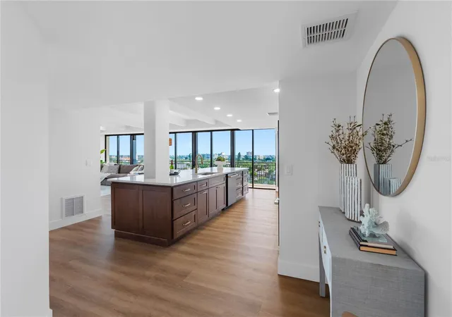 Photo 3 of Condo for sale at 7600 Bayshore Dr #606, Treasure Island, FL 33706 | MLS# TB8549337 | Listing updated on 2026-09-19