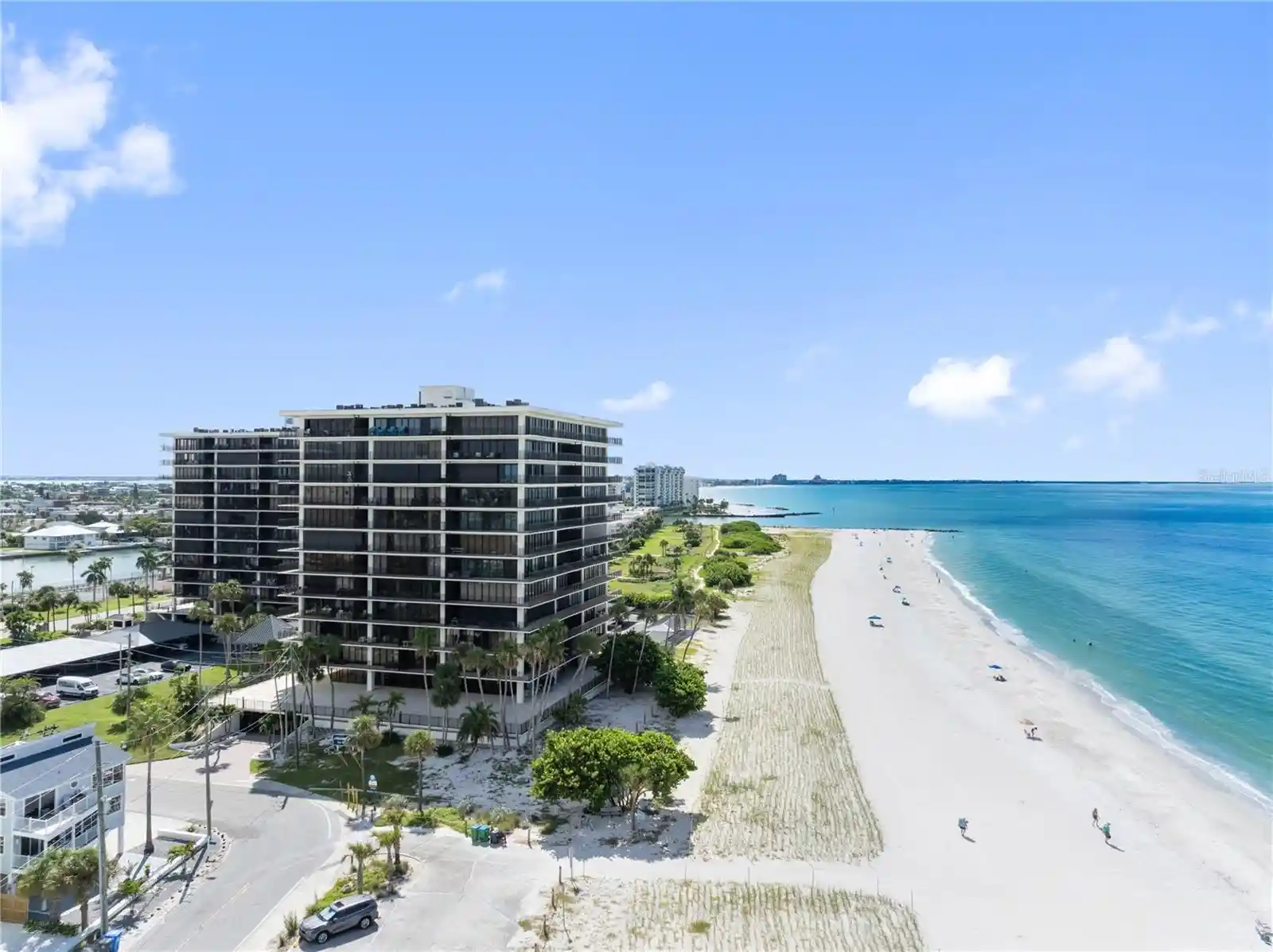 Listing Photo 87 - Condo for sale in 7600 Bayshore Dr located at 7600 Bayshore Dr, Treasure Island, FL 33706 - Unit #606