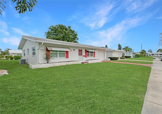 Photo 2 of Single family home for sale at 9737 36th Way N, PINELLAS PARK, FL 33782 | MLS# TB8549338 | Listing updated on 2026-10-09