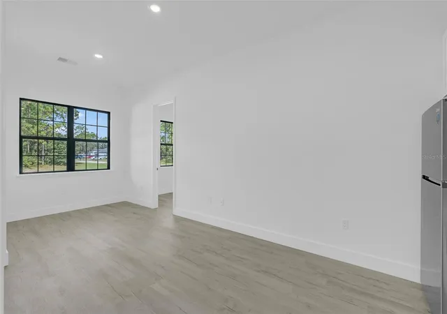 Photo 3 of Single family home for sale at 15085 Southwest 50th Ave Rd, Ocala, FL 34473 | MLS# O6442522 | Listing updated on 2026-09-17