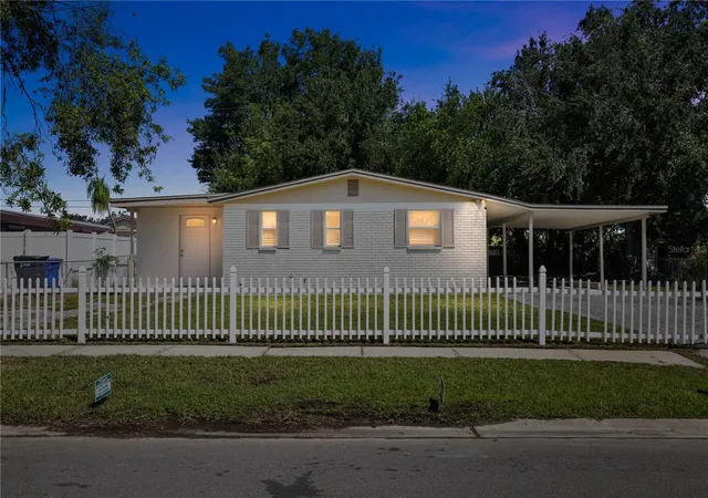 Photo 1 of Single family home for sale at 4535 W Hanna Ave, Tampa, FL 33614 | MLS# TB8549347 | Listing updated on 2026-10-03