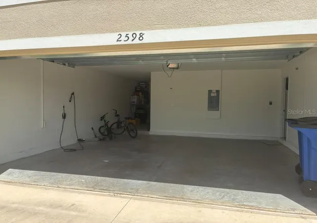 Photo 2 of Single family home for sale at 2598 Hardin Way, Zephyrhills, FL 33541 | MLS# TB8549352 | Listing updated on 2026-10-08