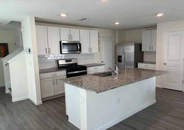 Photo 3 of Single family home for sale at 2598 Hardin Way, Zephyrhills, FL 33541 | MLS# TB8549352 | Listing updated on 2026-10-08