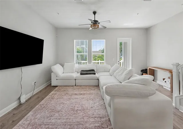 Photo 1 of Townhouse for sale at 206 S Tampania Ave #3, Tampa, FL 33609 | MLS# TB8549354 | Listing updated on 2026-10-22