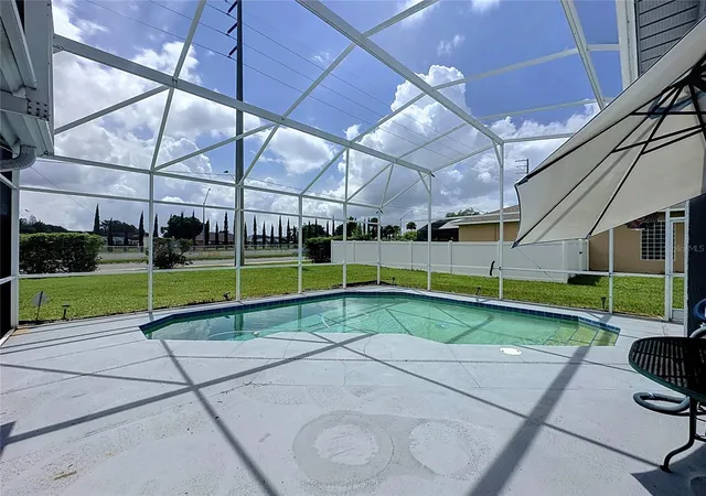 Photo 3 of Single family home for sale at 213 Via Mariel E Dr, Davenport, FL 33896 | MLS# O6442527 | Listing updated on 2026-09-19