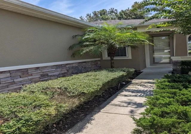 Photo 2 of Single family home for sale at 21846 Belgian Ct, Mount Dora, FL 32757 | MLS# TB8549358 | Listing updated on 2026-10-09