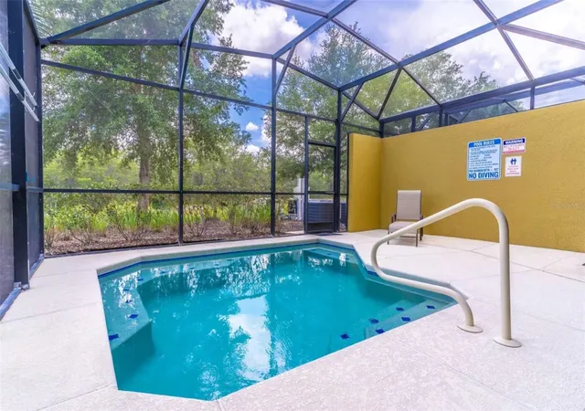 Photo 2 of Townhouse for sale at 4763 Terrasonesta Dr, Davenport, FL 33837 | MLS# O6442530 | Listing updated on 2026-09-30