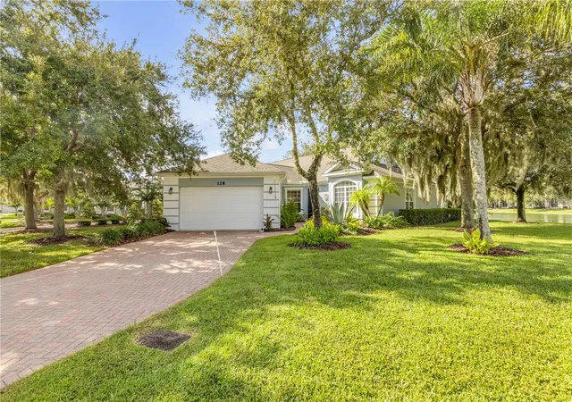 Photo 2 of Single family home for sale at 128 Bauer Cir, Daytona Beach, FL 32124 | MLS# V4951327 | Listing updated on 2026-10-04