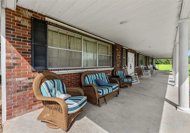 Photo 3 of Single family home for sale at 19854 Wiygul Rd, Umatilla, FL 32784 | MLS# O6442554 | Listing updated on 2026-09-20
