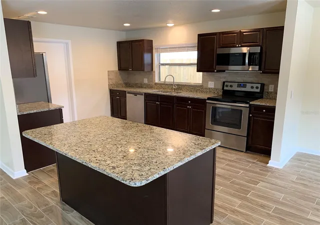 Photo 2 of Single family home for sale at 3209 Heartwood Ave, Winter Park, FL 32792 | MLS# O6442556 | Listing updated on 2026-10-05