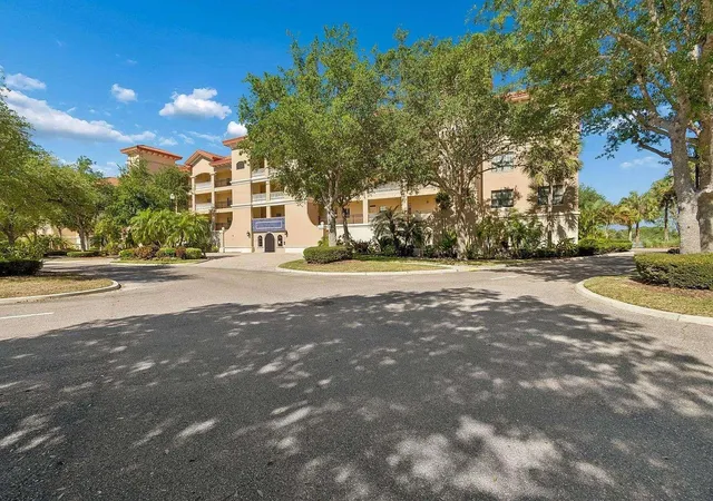 Photo 2 of Condo for sale at 7702 Lake Vista Ct #202, Lakewood Ranch, FL 34202 | MLS# A4706399 | Listing updated on 2026-10-05