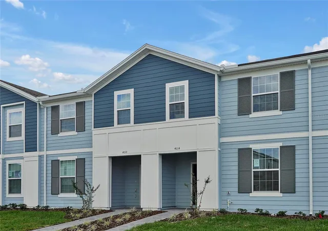 Townhouse for sale at 4014 Lana Ave, DAVENPORT, FL 33897 | MLS# O6442564