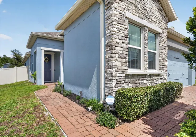Photo 3 of Single family home for sale at 2818 Bigleaf Maple Dr, Ocoee, FL 34761 | MLS# G5117901 | Listing updated on 2026-09-23