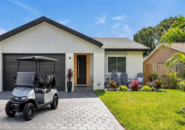Single family home for sale at 1467 Chesterfield Dr, DUNEDIN, FL 34698 | MLS# O6442565