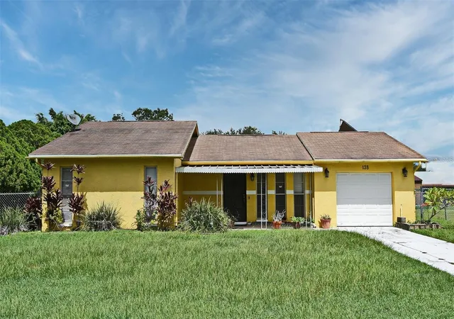 Photo 1 of Single family home for sale at 135 Oaxaca Ln, Kissimmee, FL 34743 | MLS# O6442572 | Listing updated on 2026-10-05