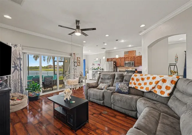 Photo 3 of Single family home for sale at 903 Parker Den Dr, Ruskin, FL 33570 | MLS# TB8549420 | Listing updated on 2026-10-06