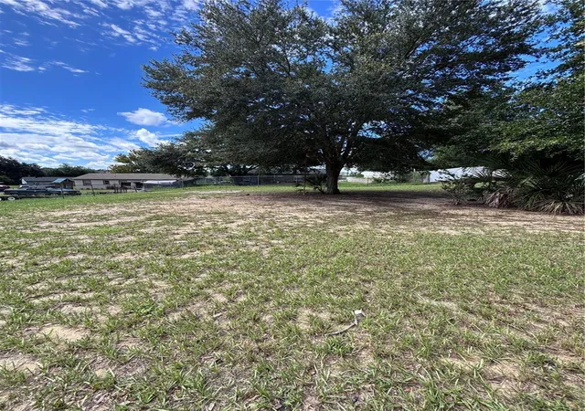 Photo 10 of Single family home for sale at 444 Lake Opal Ct, APOPKA, FL 32703 | MLS# O6442582 | Listing updated on 2026-09-24