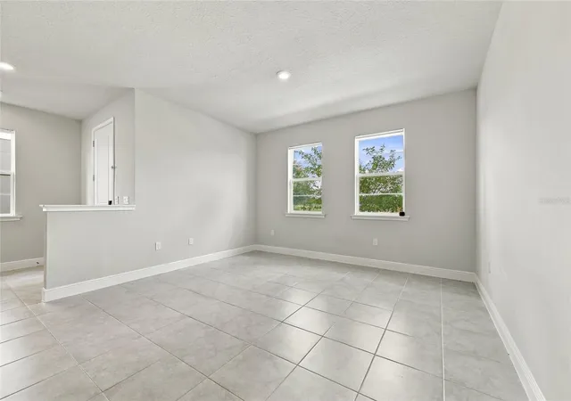 Photo 4 of Single family home for sale at 4929 Cross Prairie Pkwy, Saint Cloud, FL 34772 | MLS# O6442585 | Listing updated on 2026-10-08