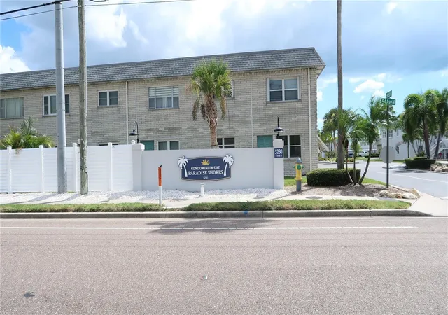 Photo 1 of Condo for sale at 5247 81st Street N #5, Saint Petersburg, FL 33709 | MLS# TB8549424 | Listing updated on 2026-10-08