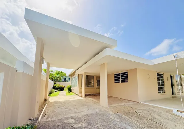Photo 2 of Single family home for sale at Urb San Ignacio San Cosme #1696, San Juan, PR 00927 | MLS# PR9124240 | Listing updated on 2026-09-18