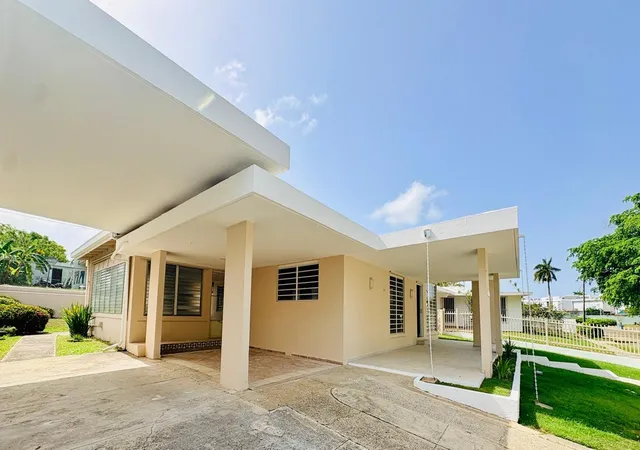Photo 3 of Single family home for sale at Urb San Ignacio San Cosme #1696, San Juan, PR 00927 | MLS# PR9124240 | Listing updated on 2026-09-18