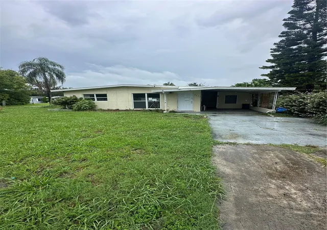 Photo 1 of Single family home for sale at 5323 Carlton Rd, New Port Richey, FL 34652 | MLS# A4706409 | Listing updated on 2026-10-15