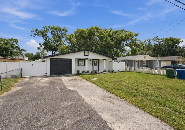 Photo 2 of Single family home for sale at 8423 N Packwood Ave, Tampa, FL 33604 | MLS# TB8549432 | Listing updated on 2026-10-01