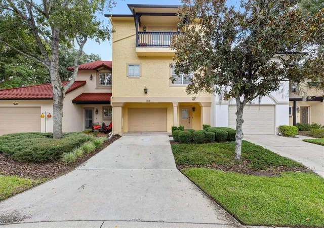 Photo 2 of Condo for sale at 1212 Avenida De Las Casas #0, Lady Lake, FL 32159 | MLS# G5117907 | Listing updated on 2026-10-09