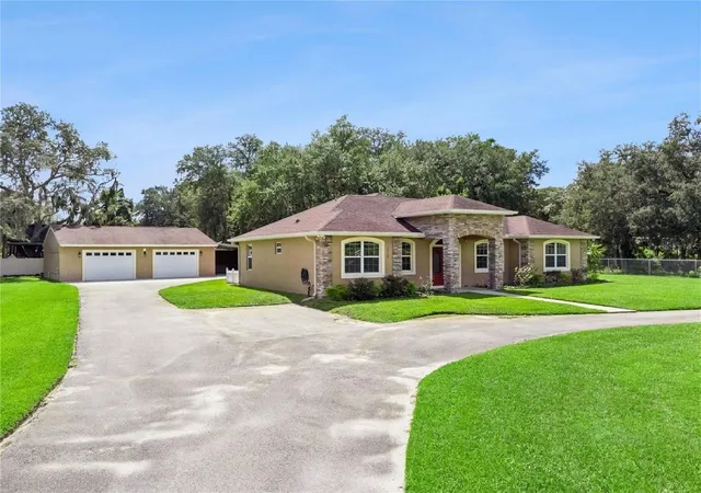 Photo 1 of Single family home for sale at 15136 Old Cheney Hwy, Orlando, FL 32828 | MLS# O6442601 | Listing updated on 2026-09-19