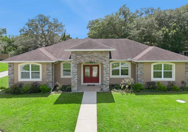 Photo 3 of Single family home for sale at 15136 Old Cheney Hwy, Orlando, FL 32828 | MLS# O6442601 | Listing updated on 2026-09-19