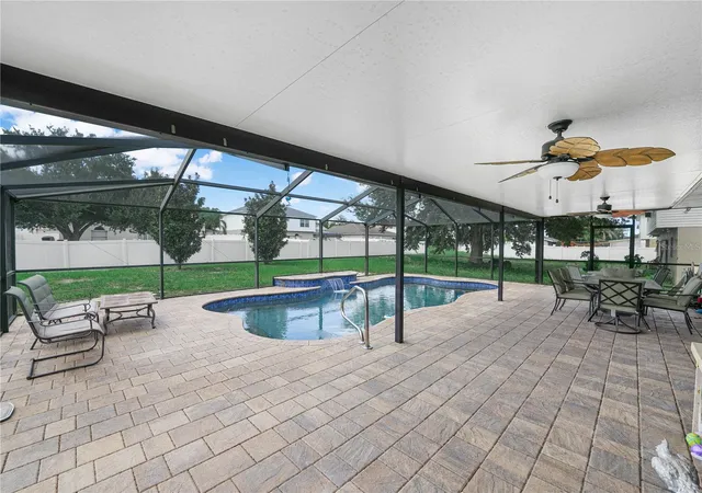 Photo 3 of Single family home for sale at 5809 Windridge Dr, Winter Haven, FL 33881 | MLS# P4939913 | Listing updated on 2026-10-03