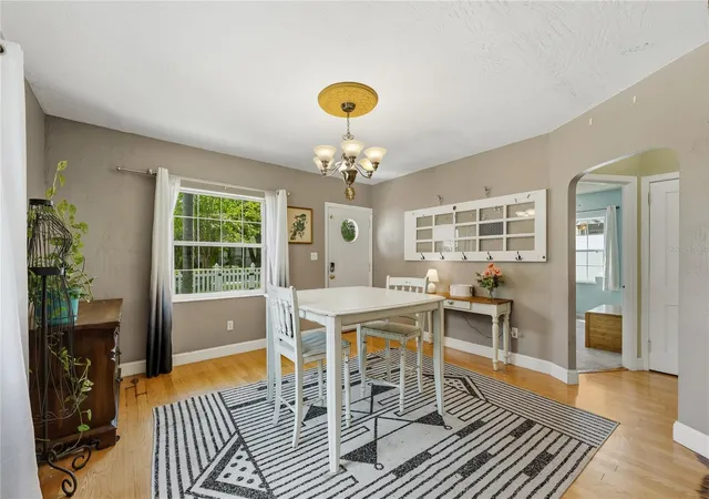 Photo 4 of Single family home for sale at 2316 Musselwhite Ave, Orlando, FL 32804 | MLS# S5157779 | Listing updated on 2026-09-18