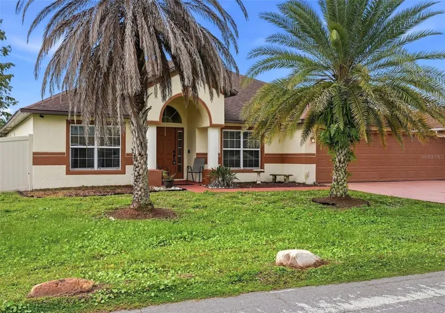 Photo 2 of Single family home for sale at 319 Marquee Dr, Kissimmee, FL 34758 | MLS# O6442617 | Listing updated on 2026-10-03