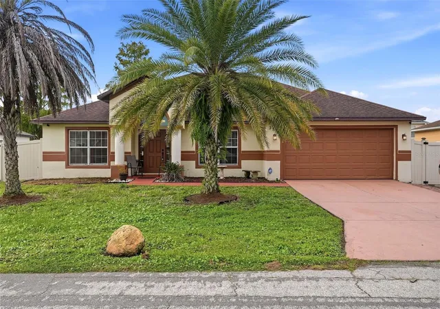 Photo 3 of Single family home for sale at 319 Marquee Dr, Kissimmee, FL 34758 | MLS# O6442617 | Listing updated on 2026-10-03