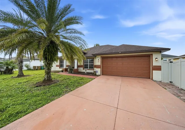 Photo 3 of Single family home for sale at 319 Marquee Dr, Kissimmee, FL 34758 | MLS# O6442617 | Listing updated on 2026-10-03