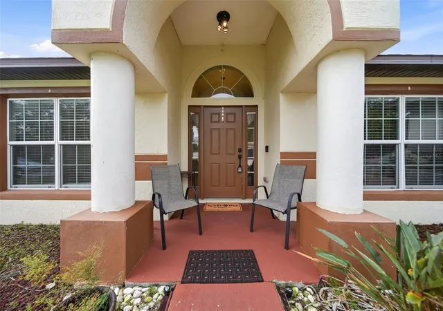 Photo 4 of Single family home for sale at 319 Marquee Dr, Kissimmee, FL 34758 | MLS# O6442617 | Listing updated on 2026-10-03