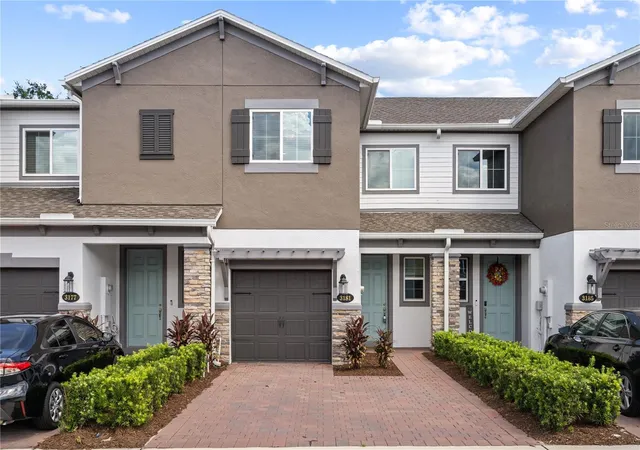 Photo 2 of Townhouse for sale at 3181 Riverboat Way, Oviedo, FL 32765 | MLS# O6442618 | Listing updated on 2026-10-04