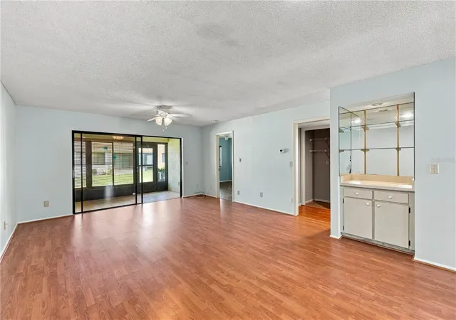 Photo 2 of Condo for sale at 2502 Royal Pines Cir #5B, Clearwater, FL 33763 | MLS# TB8549463 | Listing updated on 2026-10-02