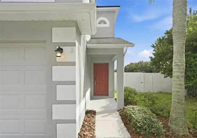 Photo 3 of Single family home for sale at 2036 Portcastle Cir, Winter Garden, FL 34787 | MLS# TB8549464 | Listing updated on 2026-09-19