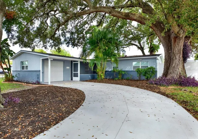 Photo 1 of Single family home for sale at 7505 W Henry Ave, Tampa, FL 33615 | MLS# TB8549465 | Listing updated on 2026-09-18